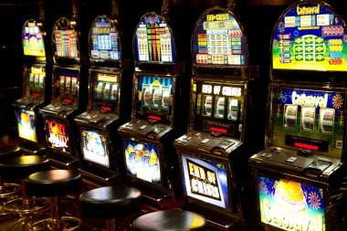 Hip Hop Panda slot game interface showing reels and paylines on masehi4d